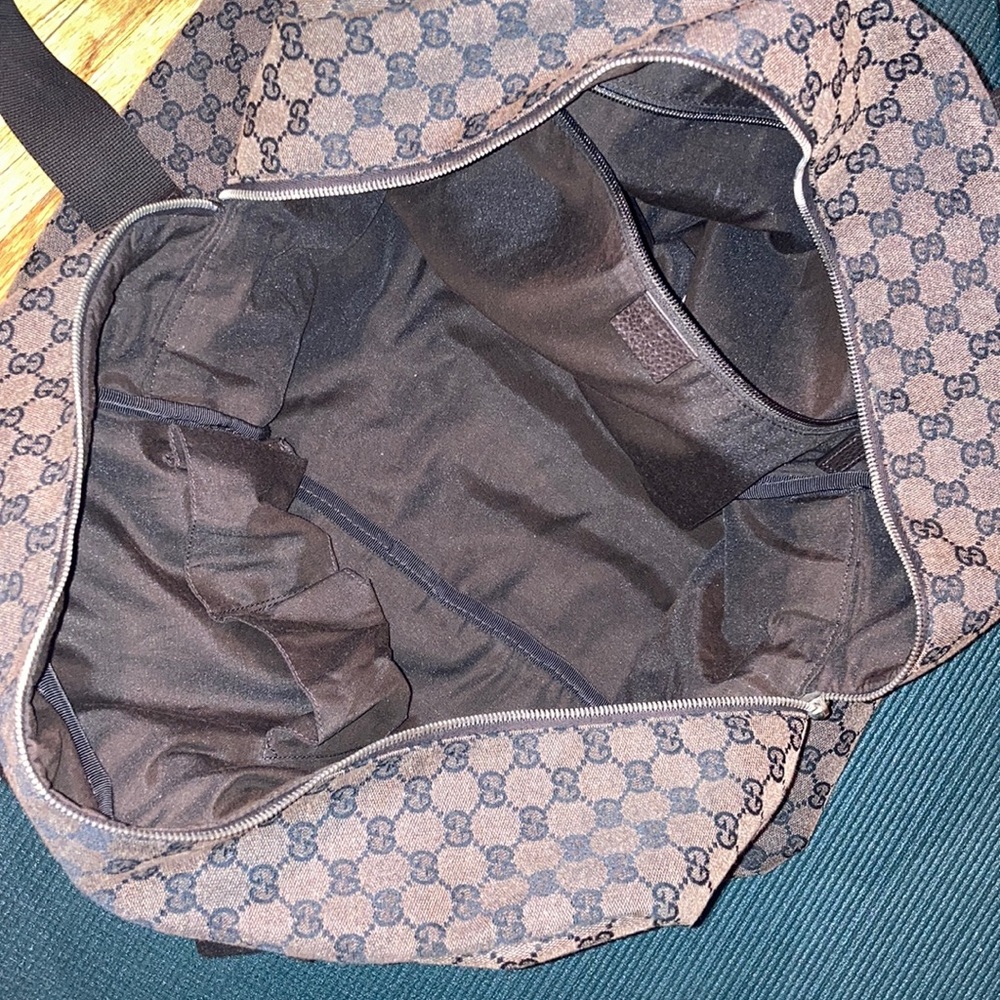 Vintage Gucci monogram travel duffle - Picture 3 of 9